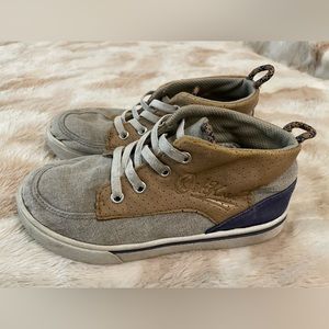 Kids Oshkosh sneakers